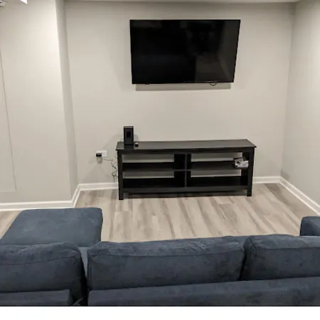 Modern 2 Bdrm Apartment In Chicago