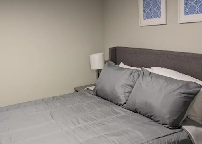 Fully Furnished Extended Work Or Insurance In Chicago